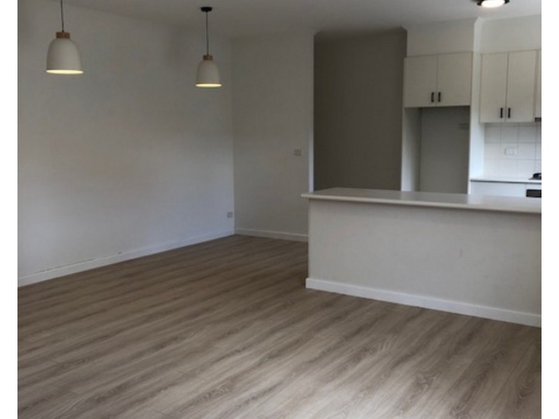 2/312 Aberdeen Street, Manifold Heights VIC 3218