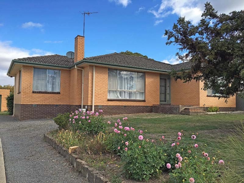 3 South Street, Beaufort VIC 3373