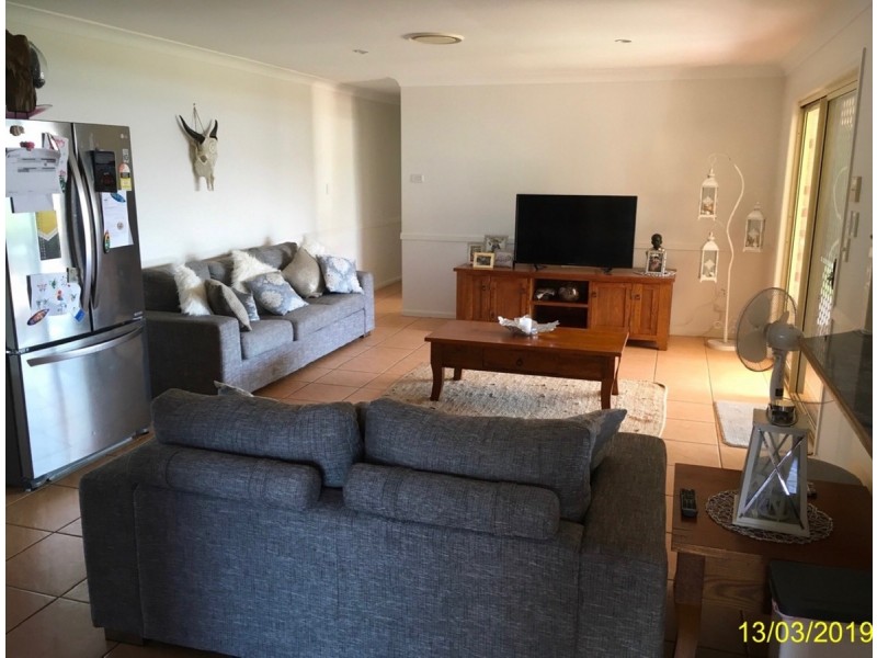 16 Butler Place, Redland Bay QLD 4165
