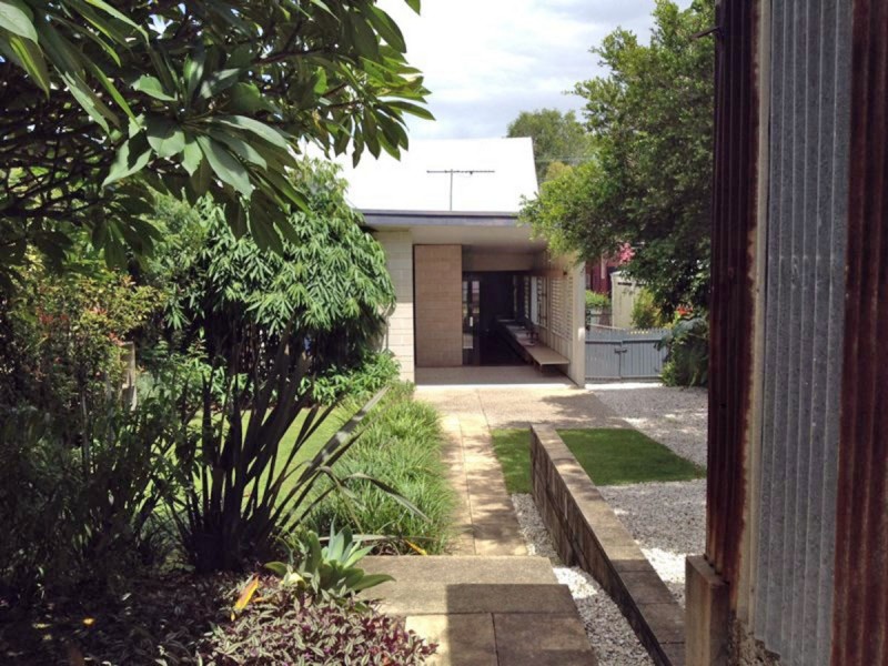 28 Ross Street, Woolloongabba QLD 4102