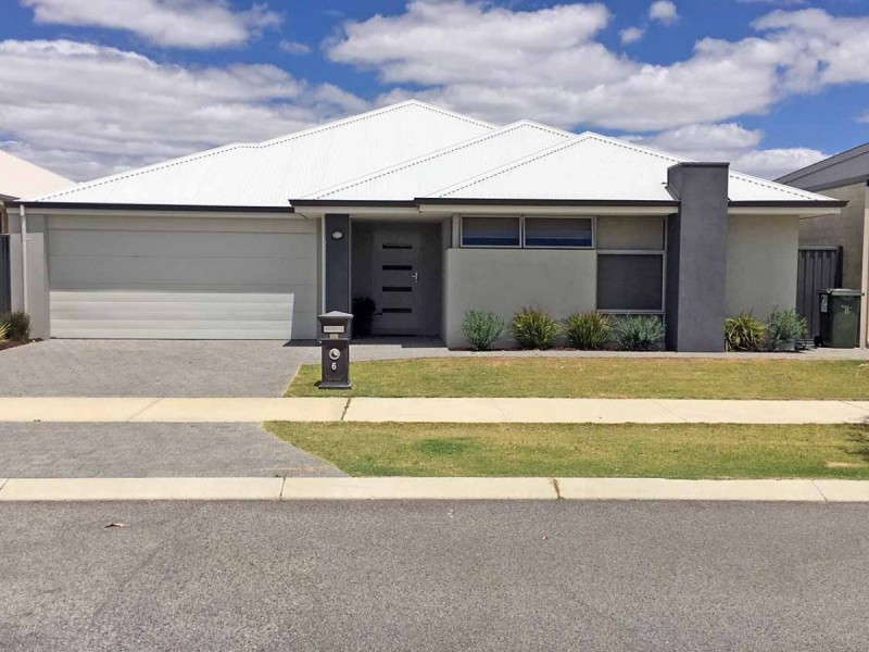 6 Dumbarton Way, Landsdale WA 6065