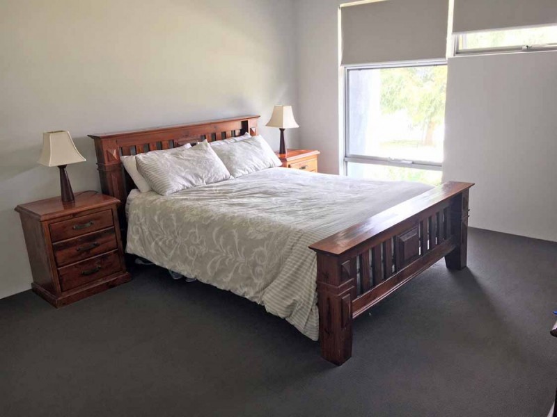 6 Dumbarton Way, Landsdale WA 6065