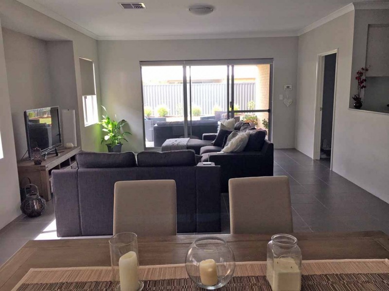 6 Dumbarton Way, Landsdale WA 6065