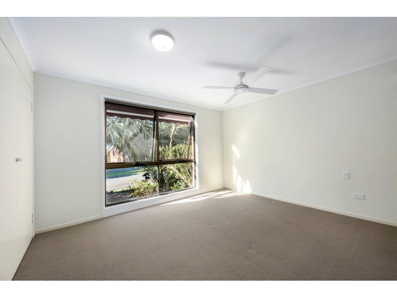 33 Woodlark Rise, Sunrise Beach QLD 4567