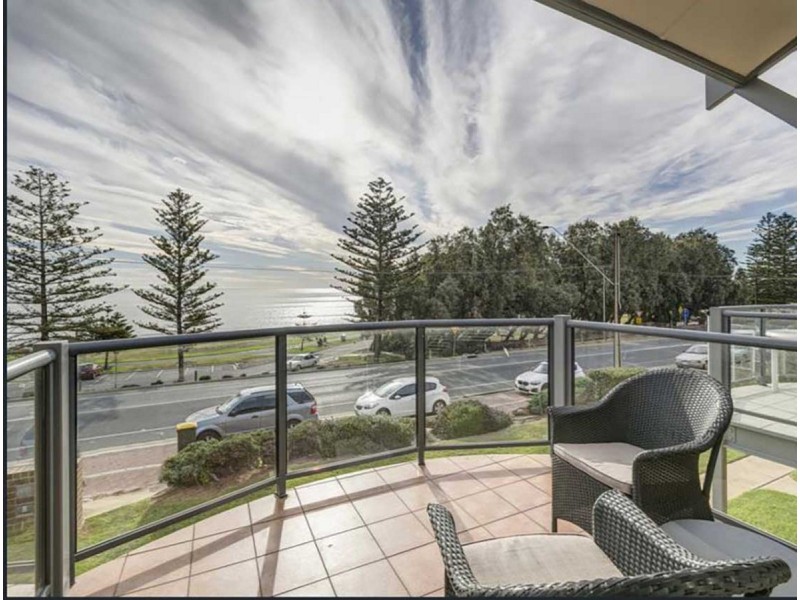 2/21 Esplanade, Semaphore SA 5019