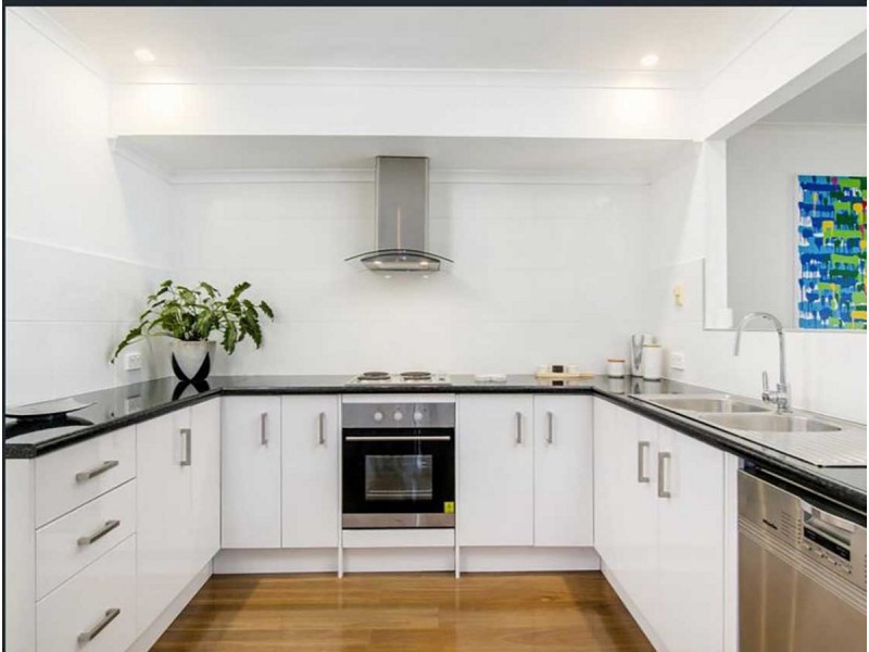 2/21 Esplanade, Semaphore SA 5019