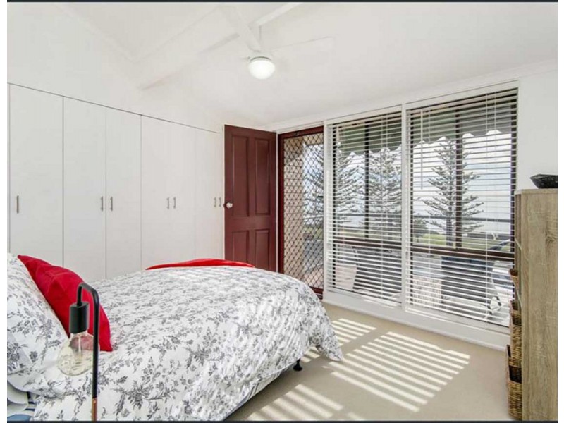 2/21 Esplanade, Semaphore SA 5019