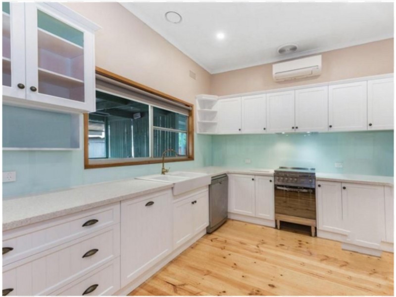 4 Tarneit Road, Werribee VIC 3030