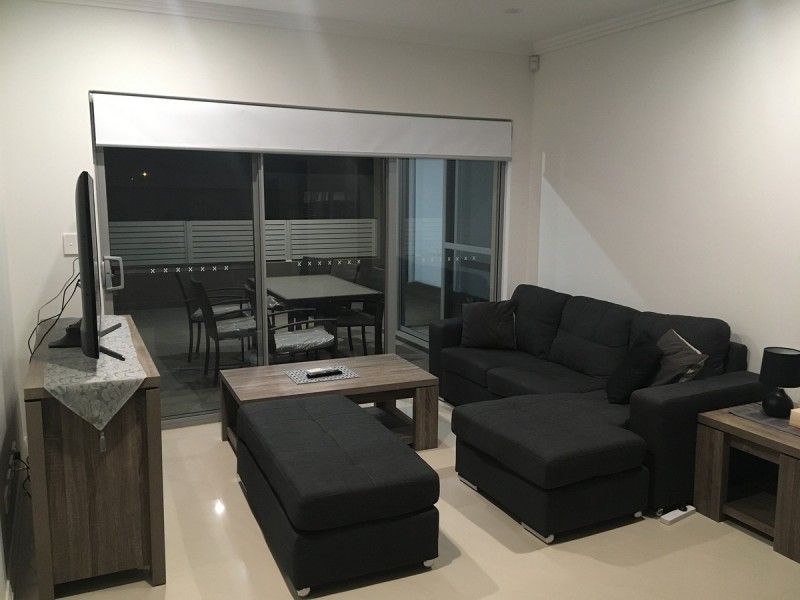 9/10 Peppering Way, Westminster WA 6061