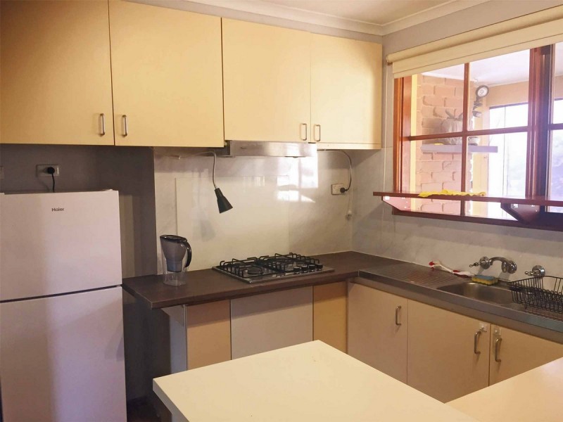 2/1557 Ferntree Gully Road, Knoxfield VIC 3180