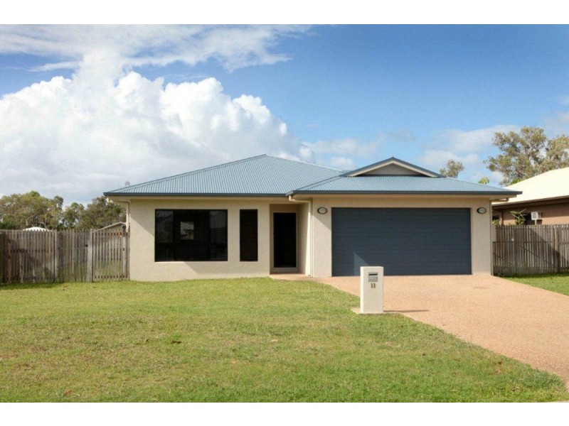 11 Eungella Court, Bushland Beach QLD 4818