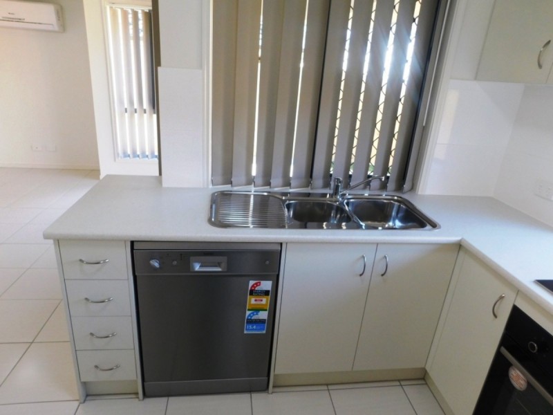 1/18 Dusk Place, Crestmead QLD 4132