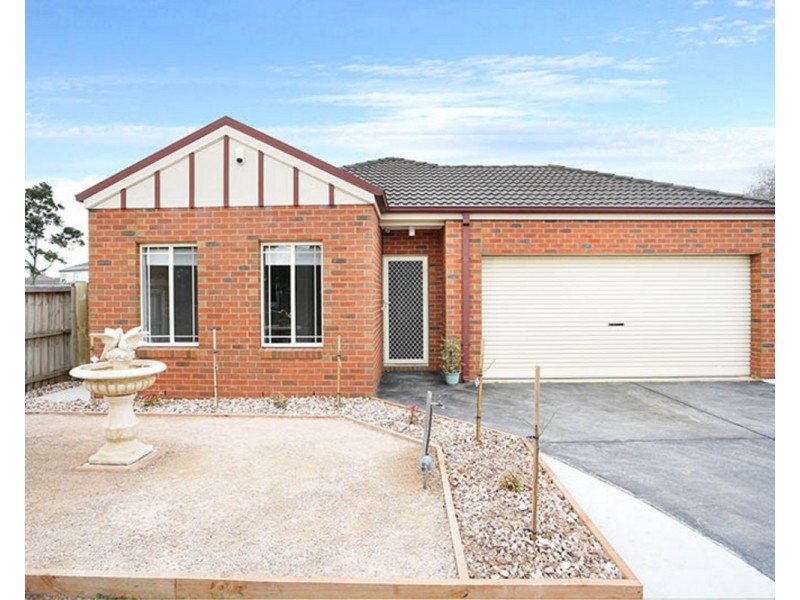 18 Tamborine Way, Caroline Springs VIC 3023