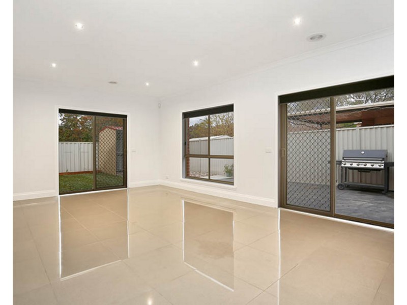 18 Tamborine Way, Caroline Springs VIC 3023