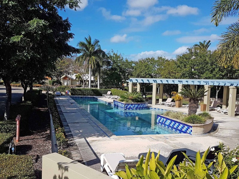 2147/1 The Vistas Drive, Carrara QLD 4211