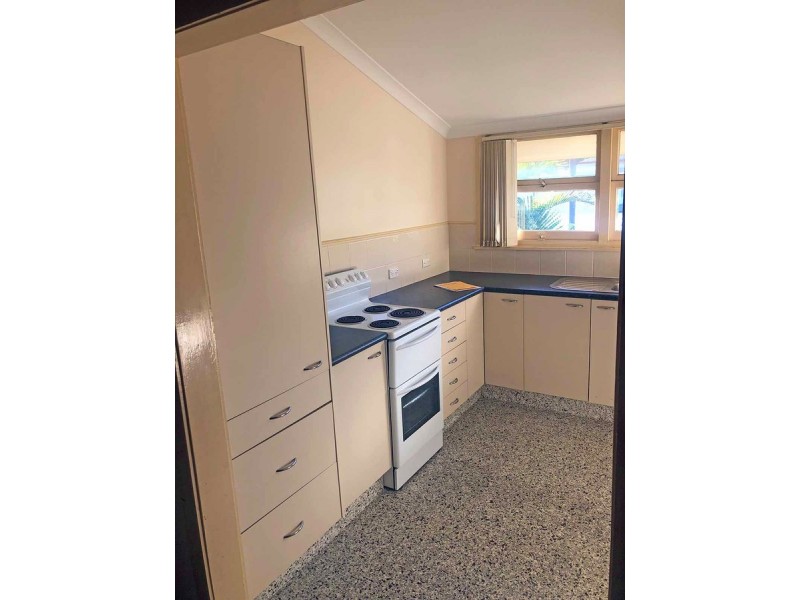2/64 Stapylton  Street, Coolangatta QLD 4225