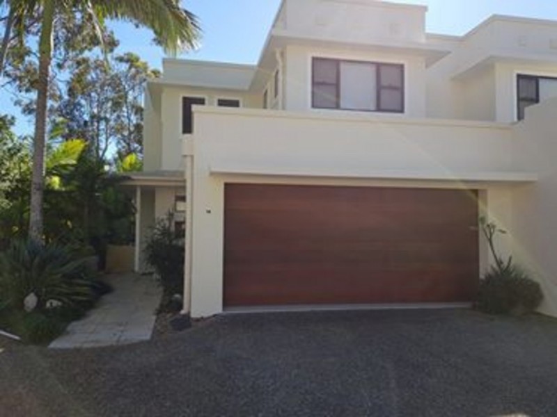 14/368 Pine Ridge Road, Runaway Bay QLD 4216