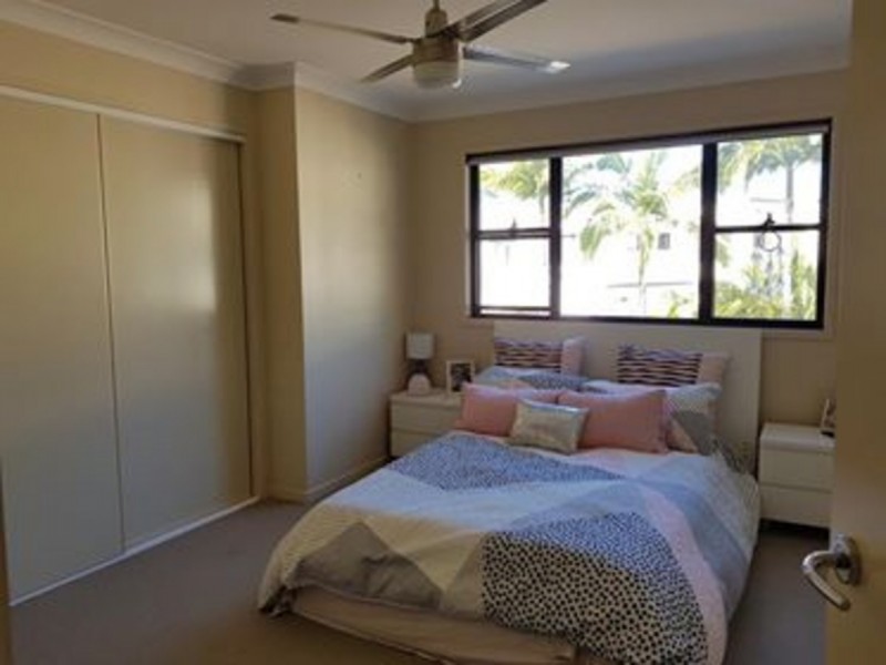 14/368 Pine Ridge Road, Runaway Bay QLD 4216