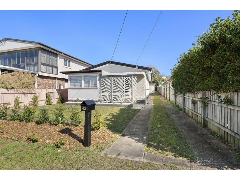 43 Mein Street, Scarborough QLD 4020