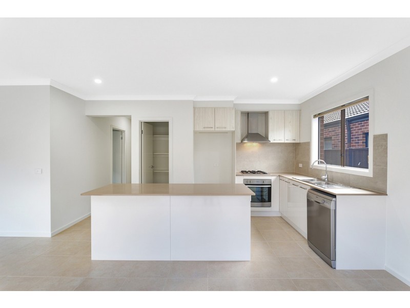 22 Conteve Way, Truganina VIC 3029