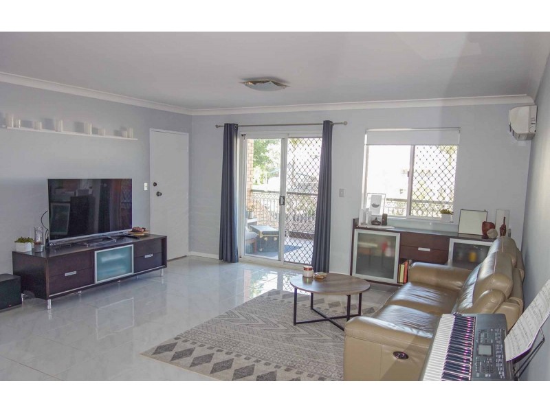 4/14 Douglas Street, Greenslopes QLD 4120