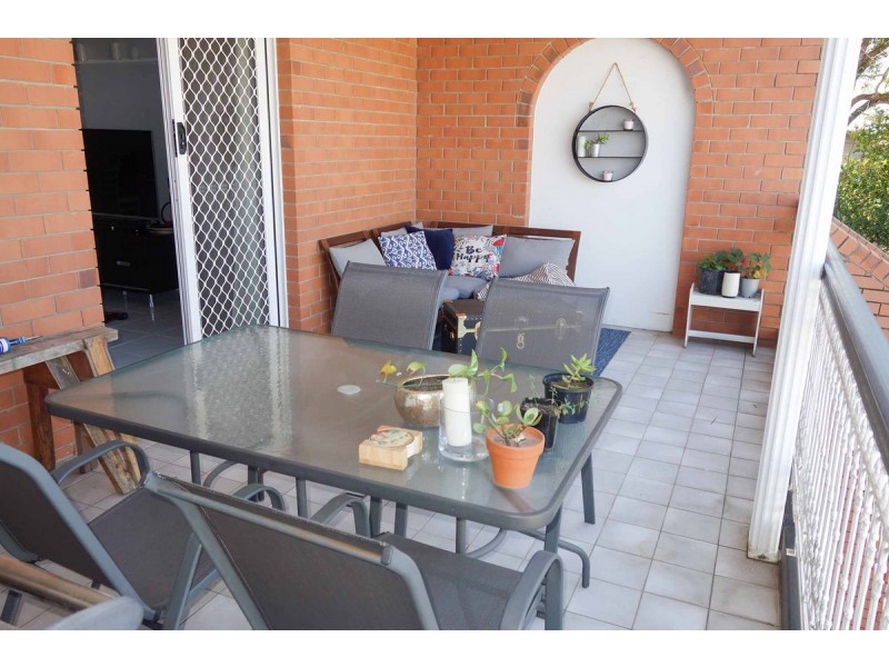 4/14 Douglas Street, Greenslopes QLD 4120