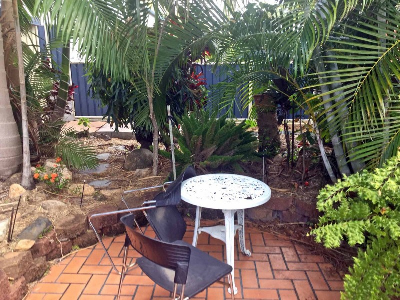 10 Ward Esplanade, Ball Bay QLD 4741