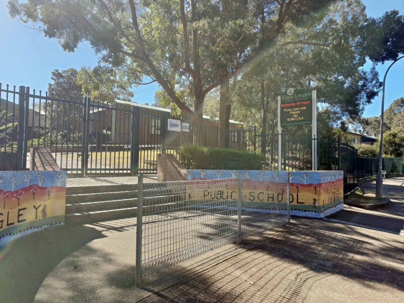 3 Isaac Smith Parade, Kings Langley NSW 2147