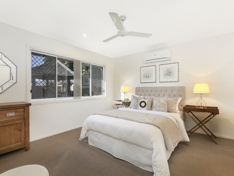 11 Hillcrest Street, Wellington Point QLD 4160