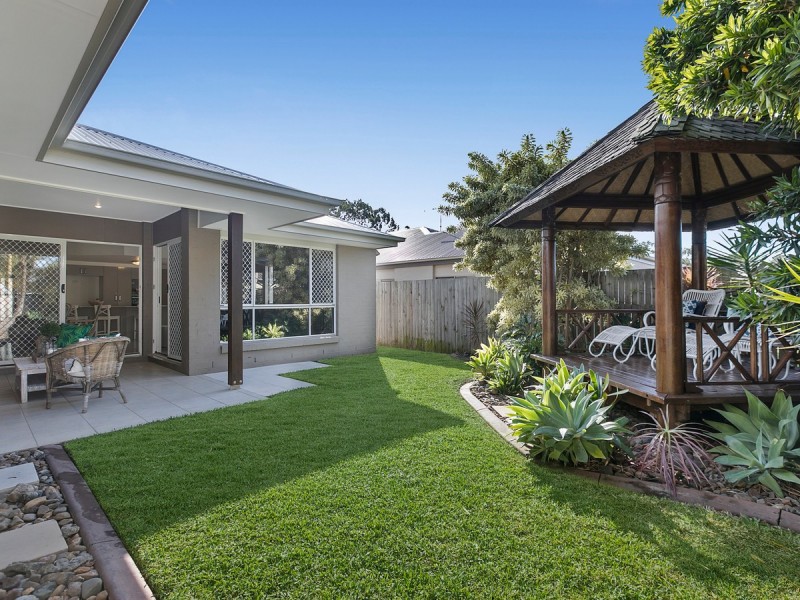 11 Hillcrest Street, Wellington Point QLD 4160