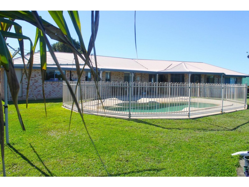 18 Myrtle Court, Black Mountain QLD 4563