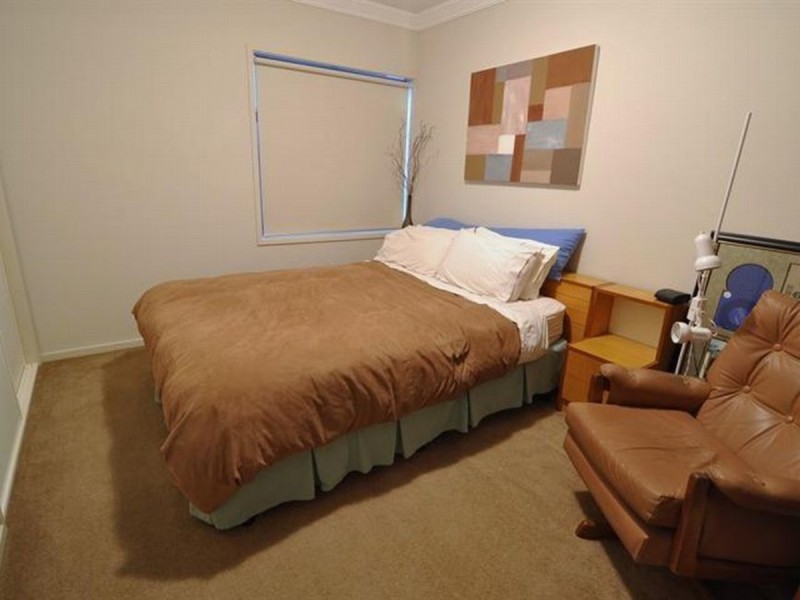 2/65 Westbury Street, St Kilda East VIC 3183