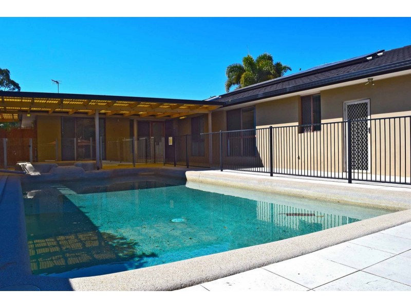 21 Murev Way, Carrara QLD 4211