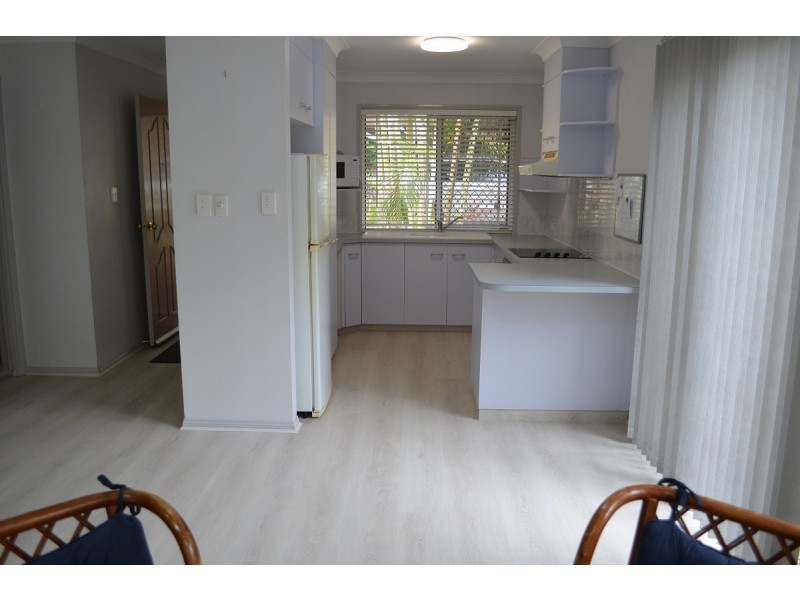 7/164-168 Alexander Drive, Highland Park QLD 4211