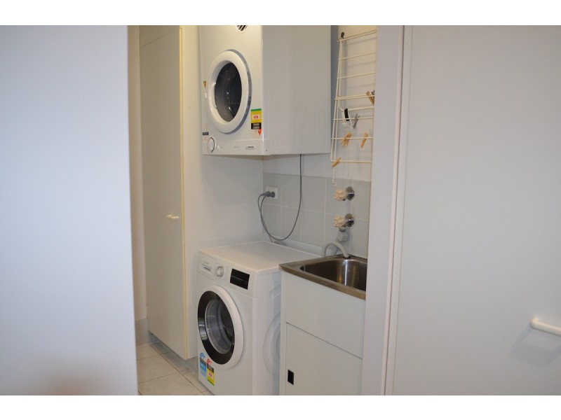 7/164-168 Alexander Drive, Highland Park QLD 4211