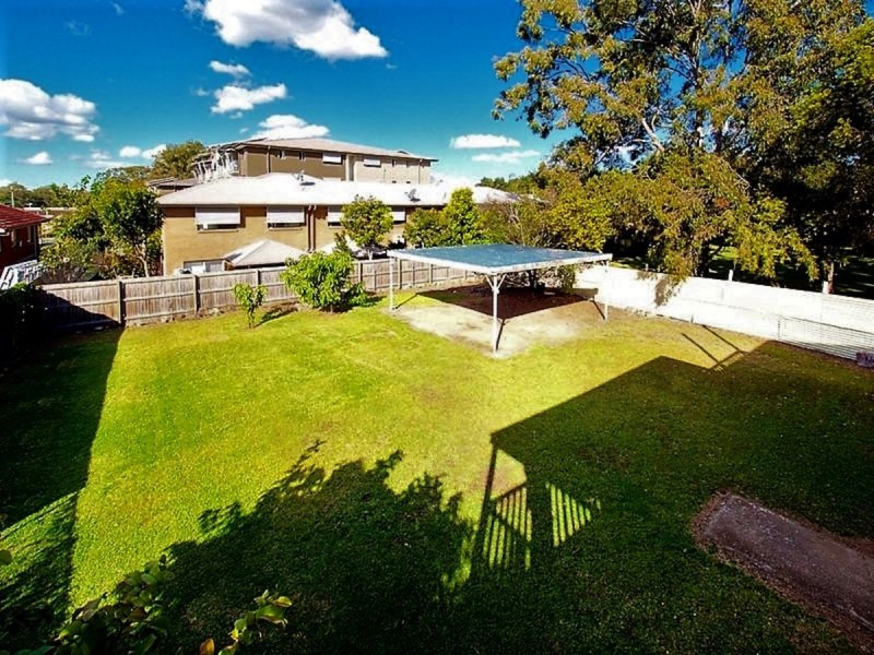 10 View Street, Kingston QLD 4114