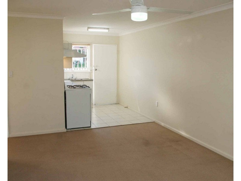 1/65 Bunya Street, Greenslopes QLD 4120