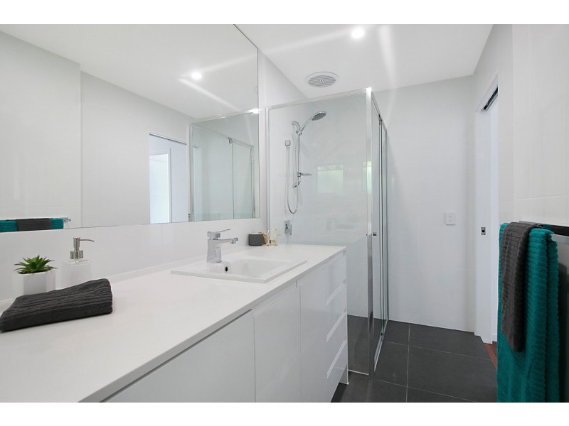 7/58 Sarawak Avenue, Palm Beach QLD 4221