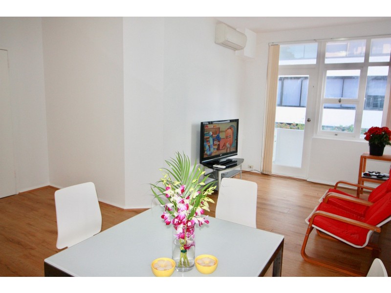 8/24 Ocean Street, Bondi NSW 2026