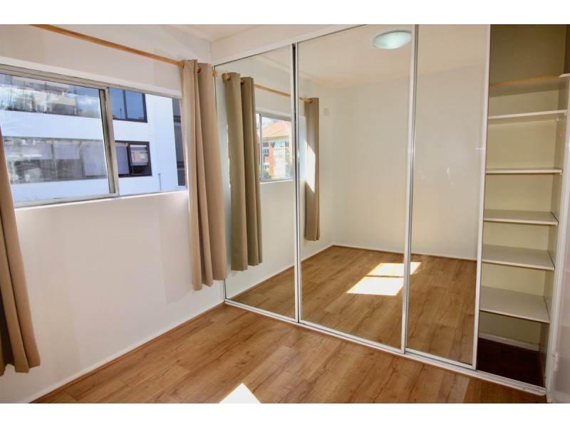 8/24 Ocean Street, Bondi NSW 2026