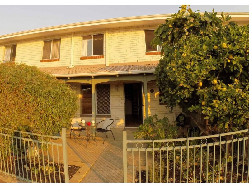 79/115 Herdsman Parade, Wembley WA 6014