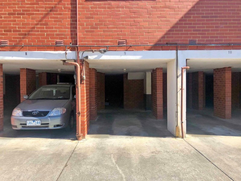 9/10 Middle Road, Maribyrnong VIC 3032
