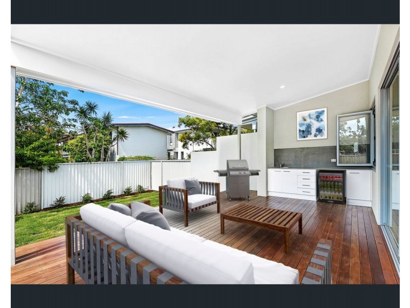 1/18 Muscovey Avenue, Paradise Point QLD 4216