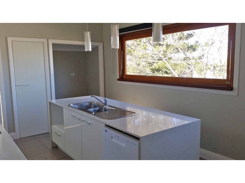 25 Confederate Street, Red Hill QLD 4059