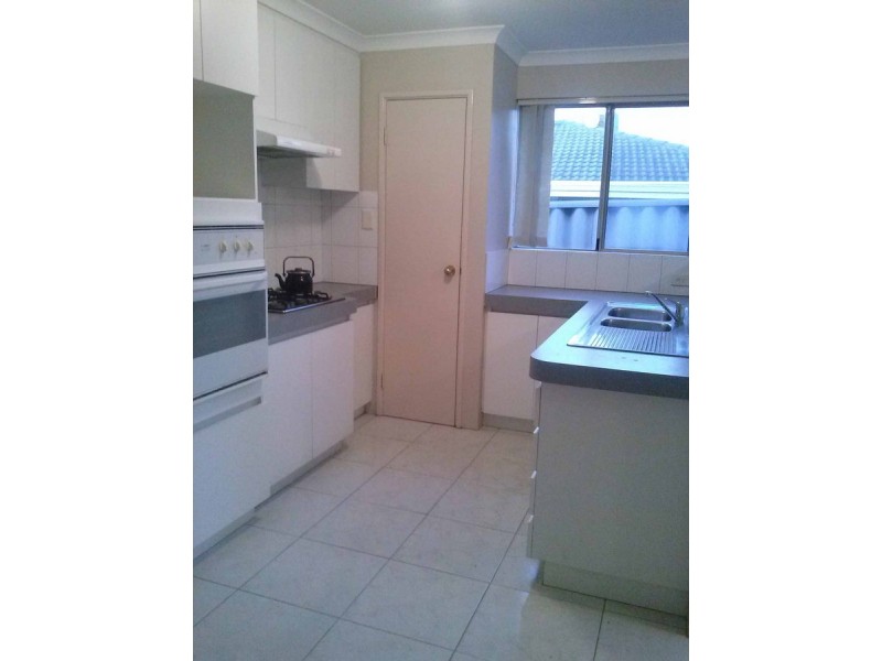 4/40 Kinross Drive, Kinross WA 6028