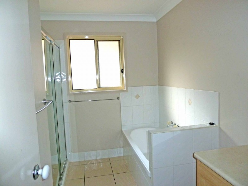 26 Kirkstall Street, Holmview QLD 4207