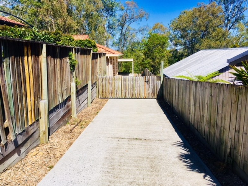 26 Kirkstall Street, Holmview QLD 4207