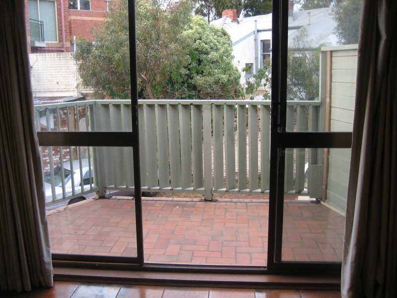 3/31 Barkly Street, Carlton VIC 3053