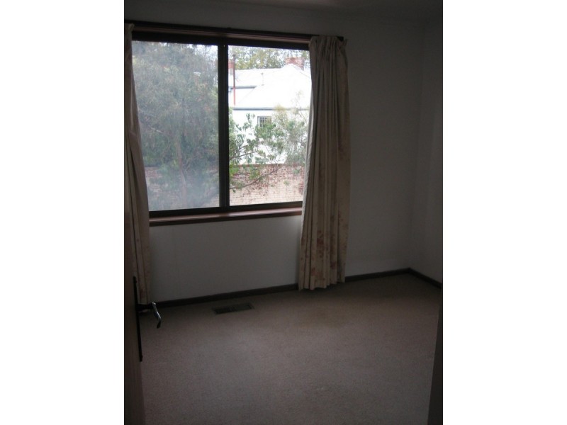 3/31 Barkly Street, Carlton VIC 3053