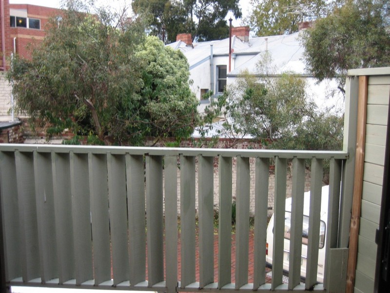 3/31 Barkly Street, Carlton VIC 3053